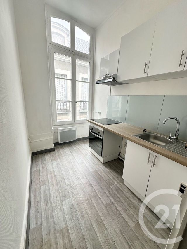 Appartement F2 à louer - 2 pièces - 50.22 m2 - ORLEANS - 45 - CENTRE - Century 21 Premium