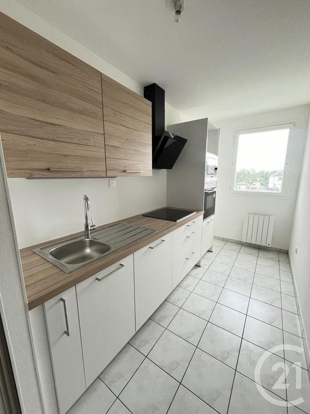 Appartement F3 à louer - 3 pièces - 71.03 m2 - ST JEAN DE BRAYE - 45 - CENTRE - Century 21 Premium