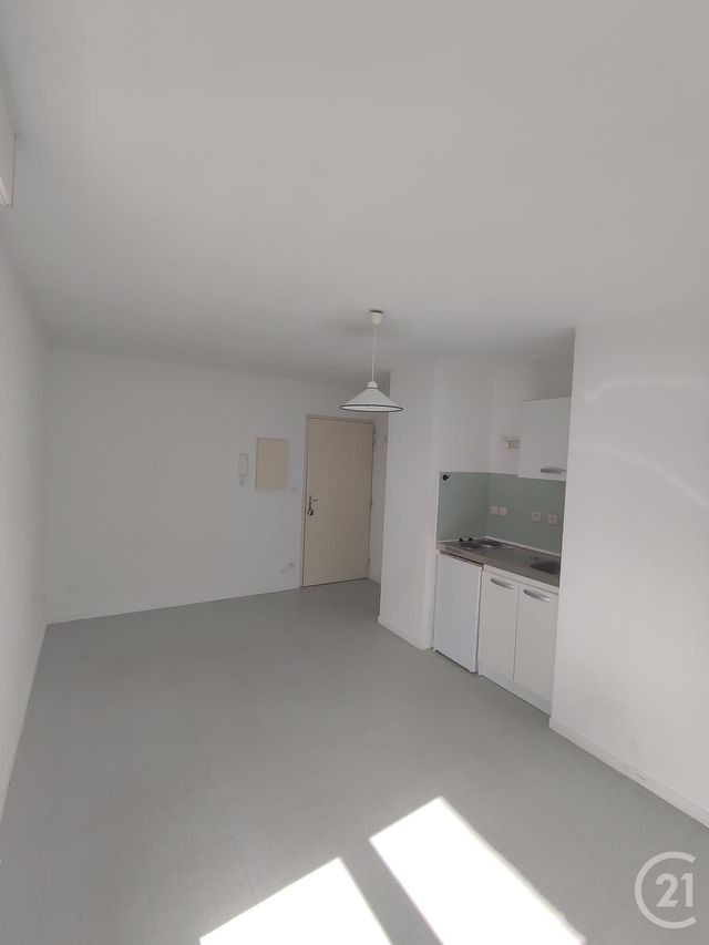 Appartement F1 à louer - 1 pièce - 21.72 m2 - ORLEANS - 45 - CENTRE - Century 21 Premium