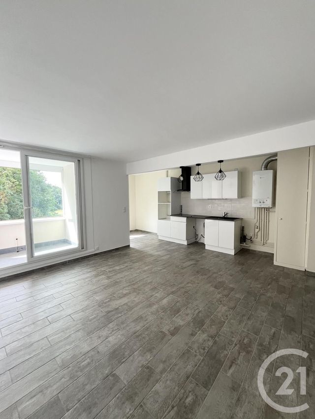 Appartement F4 à louer - 4 pièces - 78.13 m2 - SARAN - 45 - CENTRE - Century 21 Premium