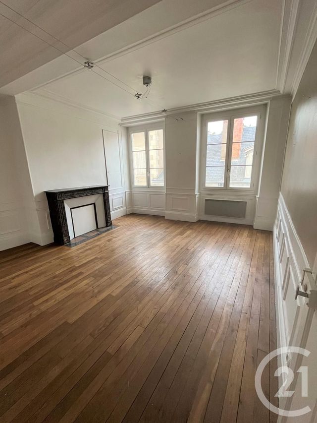 Appartement F2 à louer - 2 pièces - 45.51 m2 - ORLEANS - 45 - CENTRE - Century 21 Premium