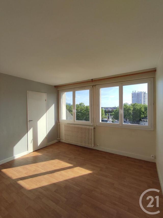 Appartement F1 à louer - 1 pièce - 26.36 m2 - ORLEANS - 45 - CENTRE - Century 21 Premium