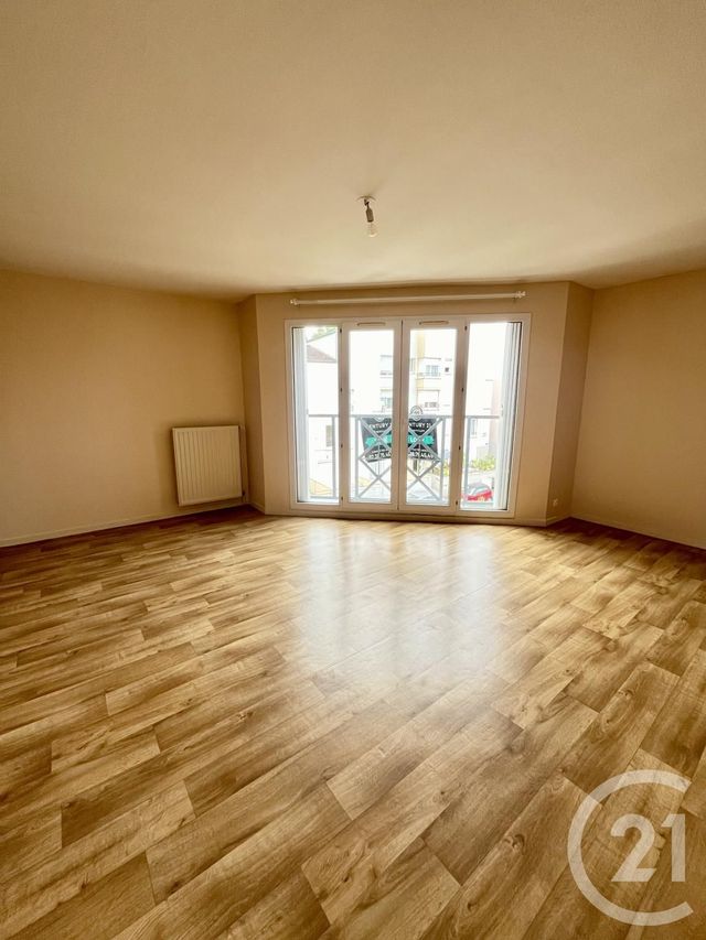 Appartement F1 à louer - 1 pièce - 40.7 m2 - ORLEANS - 45 - CENTRE - Century 21 Premium